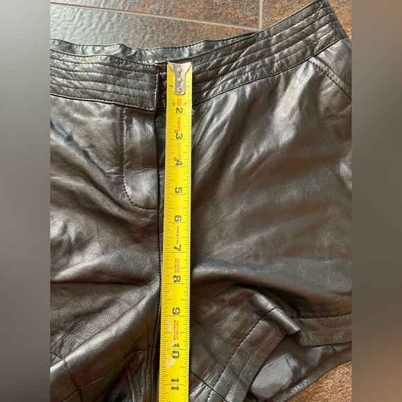 Women’s Trouve’ black 100% leather and fully lined shorts. Buttery soft. Size 10 - Picture 13 of 14